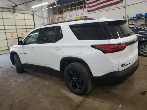1GNEVGKW2NJ135734 2022 CHEVROLET TRAVERSE - Image 2