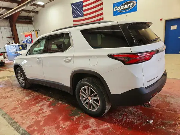 1GNEVGKW2NJ165512 2022 CHEVROLET TRAVERSE - Image 2