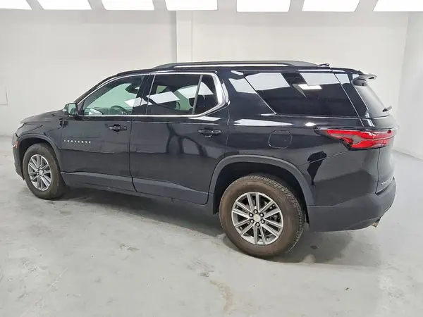 1GNEVGKW2PJ103174 2023 CHEVROLET TRAVERSE - Image 2