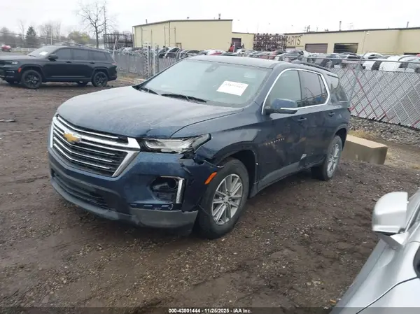1GNEVGKW2PJ132108 2023 CHEVROLET TRAVERSE - Image 2