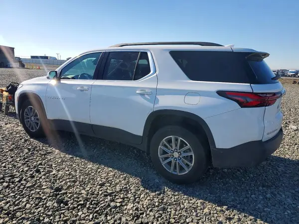 1GNEVGKW2PJ157803 2023 CHEVROLET TRAVERSE - Image 2