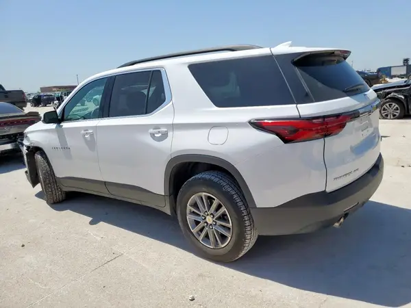 1GNEVGKW2PJ168526 2023 CHEVROLET TRAVERSE - Image 2