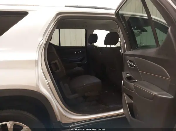 1GNEVGKW3JJ116412 2018 CHEVROLET TRAVERSE - Image 8