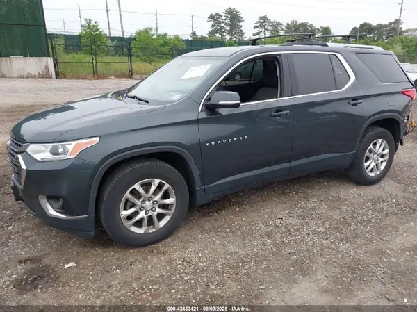 1GNEVGKW3JJ116779 2018 CHEVROLET TRAVERSE - Image 2