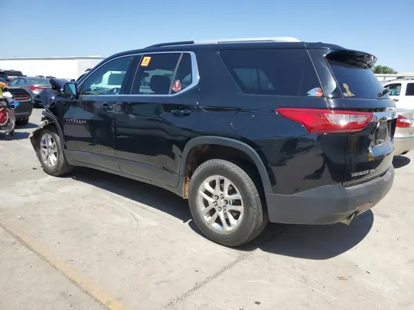 1GNEVGKW3JJ156733 2018 CHEVROLET TRAVERSE - Image 2