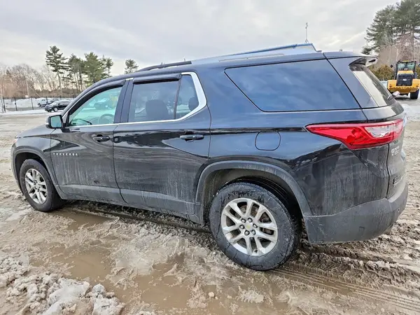 1GNEVGKW3JJ167361 2018 CHEVROLET TRAVERSE - Image 2
