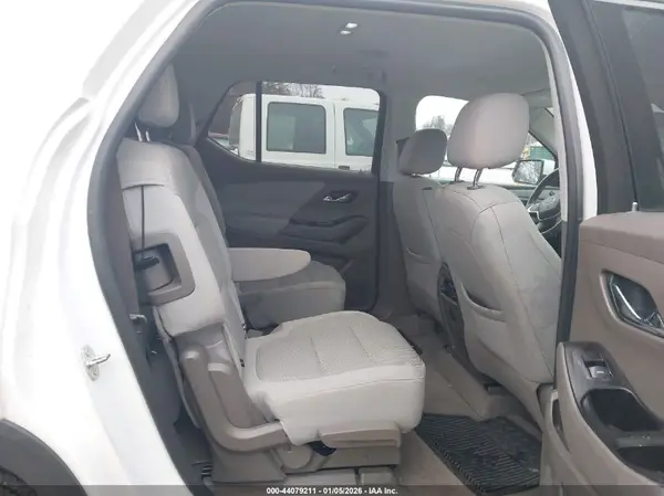 1GNEVGKW3JJ173614 2018 CHEVROLET TRAVERSE - Image 8