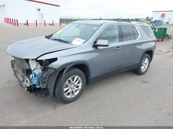 1GNEVGKW3JJ177551 2018 CHEVROLET TRAVERSE - Image 2