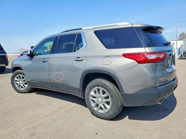 1GNEVGKW3JJ215196 2018 CHEVROLET TRAVERSE - Image 2