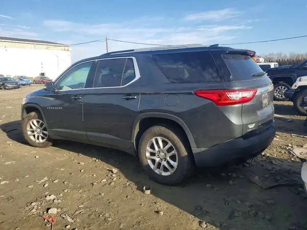 1GNEVGKW3JJ221905 2018 CHEVROLET TRAVERSE - Image 2