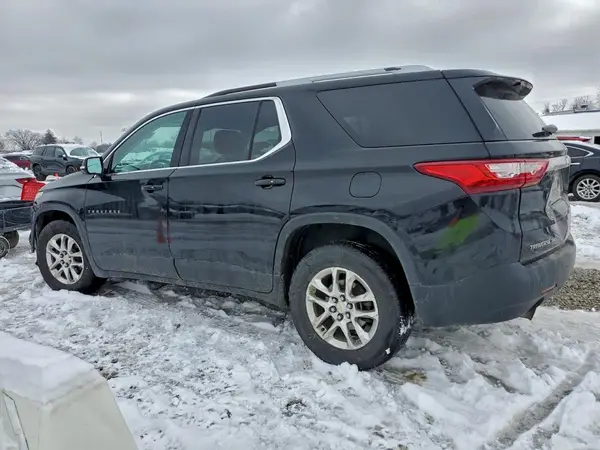 1GNEVGKW3JJ245847 2018 CHEVROLET TRAVERSE - Image 2