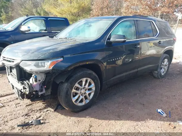 1GNEVGKW3JJ253169 2018 CHEVROLET TRAVERSE - Image 2