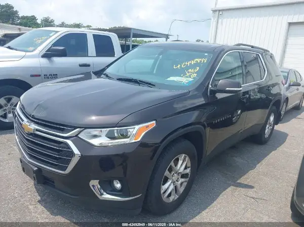 1GNEVGKW3KJ102804 2019 CHEVROLET TRAVERSE - Image 2