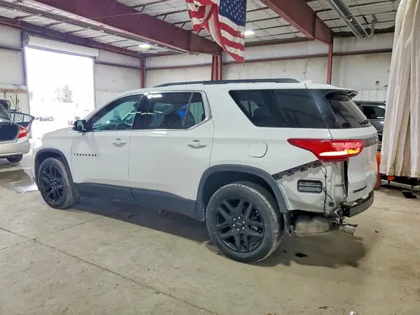 1GNEVGKW3KJ105864 2019 CHEVROLET TRAVERSE - Image 2