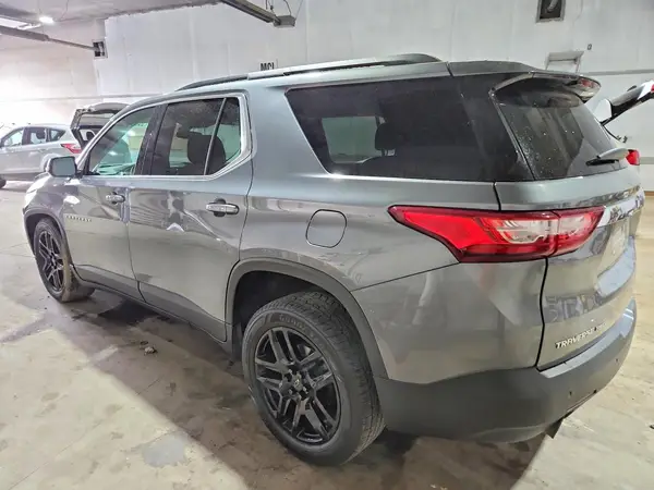 1GNEVGKW3KJ302467 2019 CHEVROLET TRAVERSE - Image 2