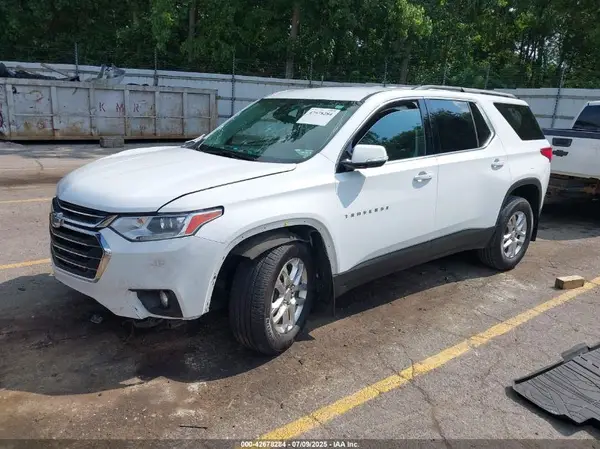 1GNEVGKW3LJ169761 2020 CHEVROLET TRAVERSE - Image 2