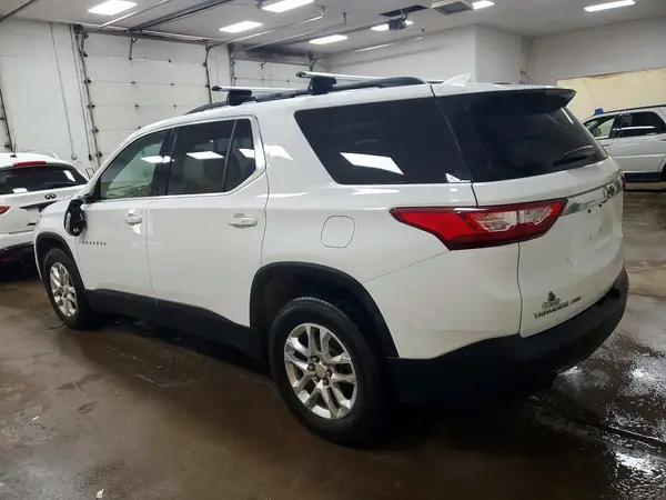 1GNEVGKW3LJ325488 2020 CHEVROLET TRAVERSE - Image 2