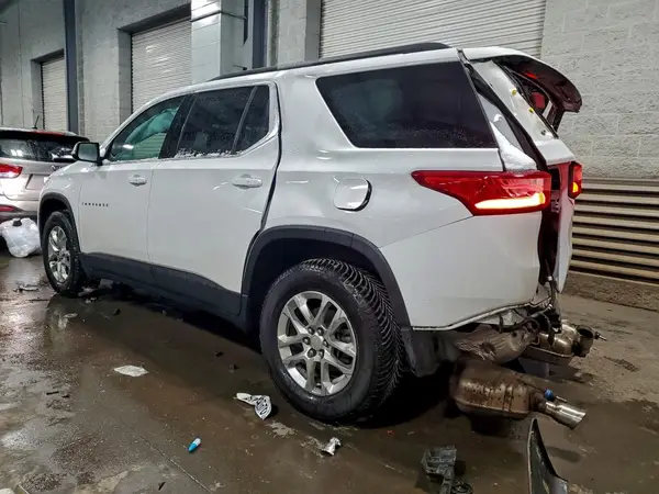 1GNEVGKW3MJ141413 2021 CHEVROLET TRAVERSE - Image 2