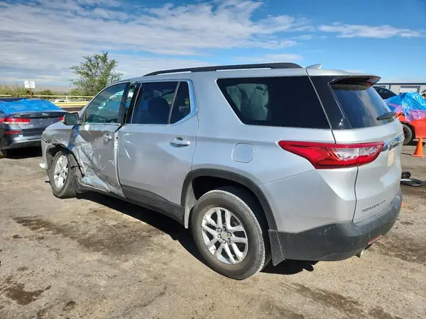 1GNEVGKW3MJ257761 2021 CHEVROLET TRAVERSE - Image 2