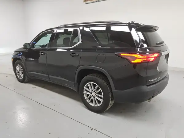 1GNEVGKW3NJ141638 2022 CHEVROLET TRAVERSE - Image 2