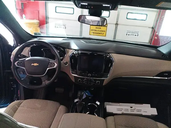 1GNEVGKW3NJ179032 2022 CHEVROLET TRAVERSE - Image 2