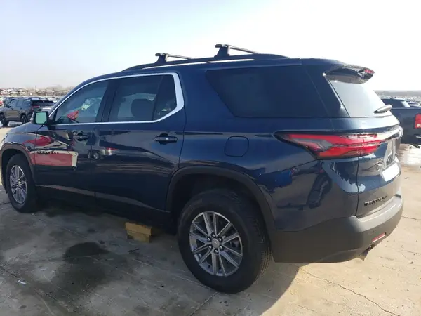 1GNEVGKW3NJ181556 2022 CHEVROLET TRAVERSE - Image 2