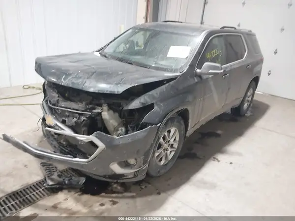 1GNEVGKW4JJ108075 2018 CHEVROLET TRAVERSE - Image 2