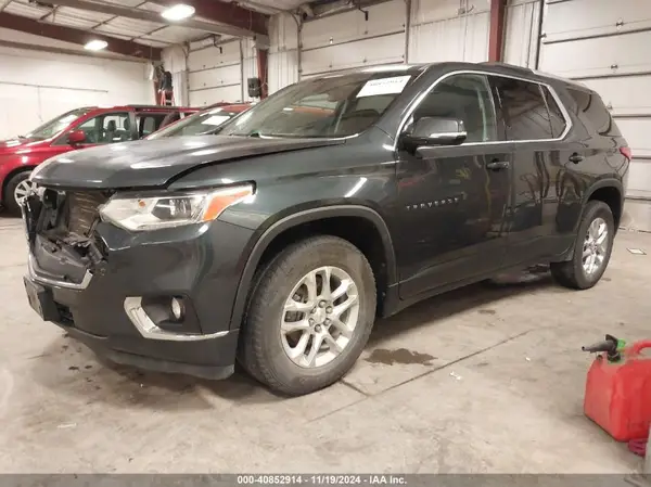 1GNEVGKW4JJ147376 2018 CHEVROLET TRAVERSE - Image 2
