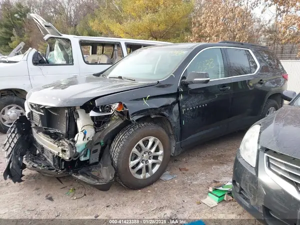 1GNEVGKW4KJ196062 2019 CHEVROLET TRAVERSE - Image 2