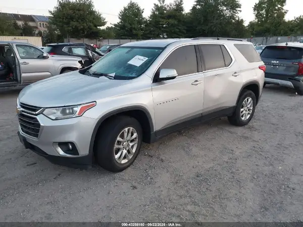 1GNEVGKW4KJ227083 2019 CHEVROLET TRAVERSE - Image 2