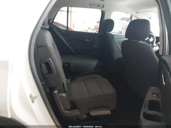 1GNEVGKW4MJ119100 2021 CHEVROLET TRAVERSE - Image 8