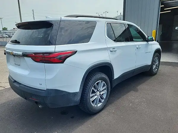 1GNEVGKW4NJ186345 2022 CHEVROLET TRAVERSE - Image 2