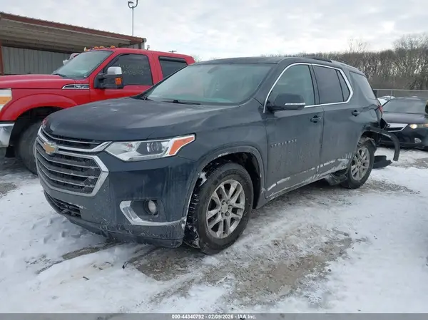 1GNEVGKW5JJ181116 2018 CHEVROLET TRAVERSE - Image 2