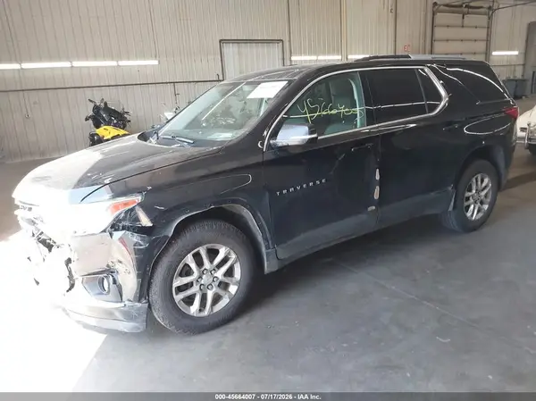 1GNEVGKW5JJ201252 2018 CHEVROLET TRAVERSE - Image 2