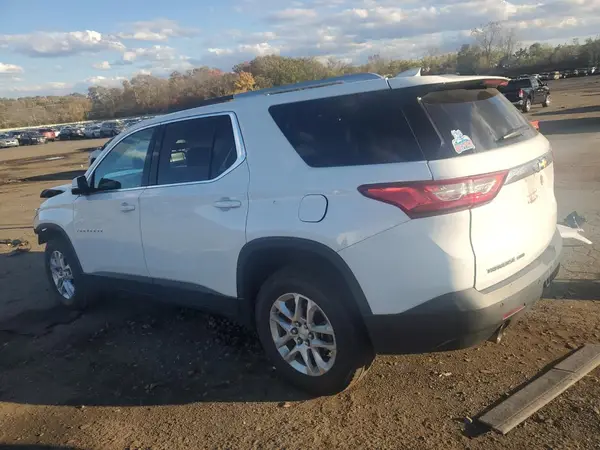 1GNEVGKW5JJ215474 2018 CHEVROLET TRAVERSE - Image 2