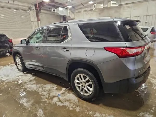 1GNEVGKW5JJ222876 2018 CHEVROLET TRAVERSE - Image 2