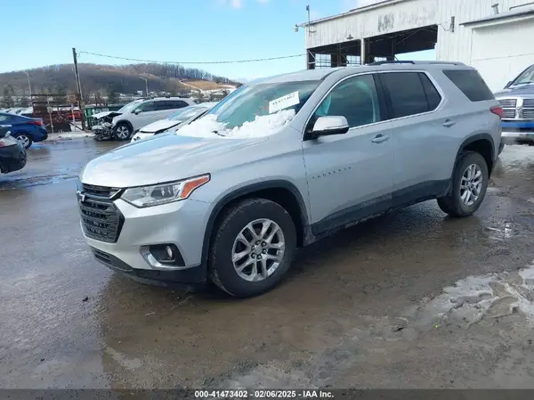 1GNEVGKW5JJ223638 2018 CHEVROLET TRAVERSE - Image 2