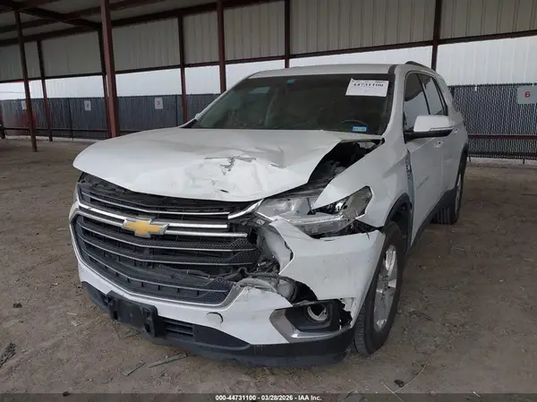 1GNEVGKW5JJ258390 2018 CHEVROLET TRAVERSE - Image 2