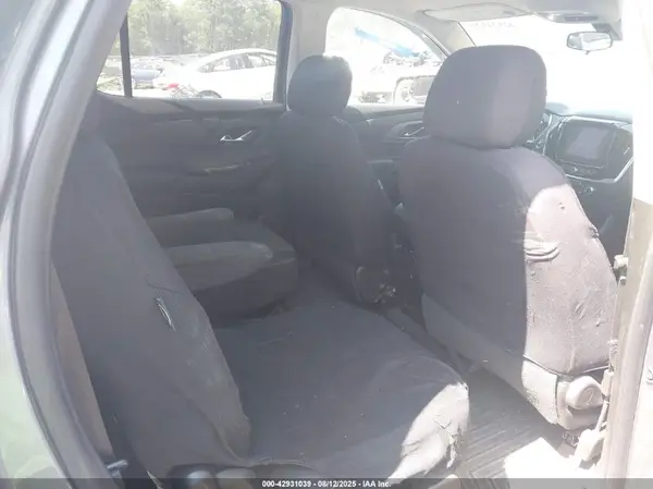 1GNEVGKW5KJ210132 2019 CHEVROLET TRAVERSE - Image 8