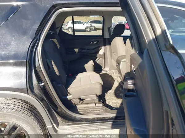 1GNEVGKW5KJ233555 2019 CHEVROLET TRAVERSE - Image 8