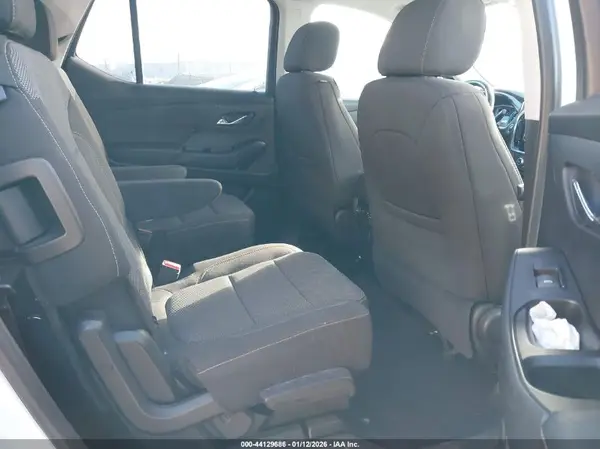 1GNEVGKW5KJ285770 2019 CHEVROLET TRAVERSE - Image 8