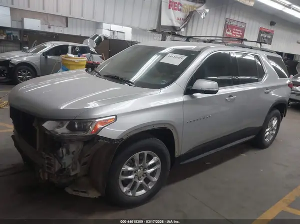 1GNEVGKW5KJ300106 2019 CHEVROLET TRAVERSE - Image 2