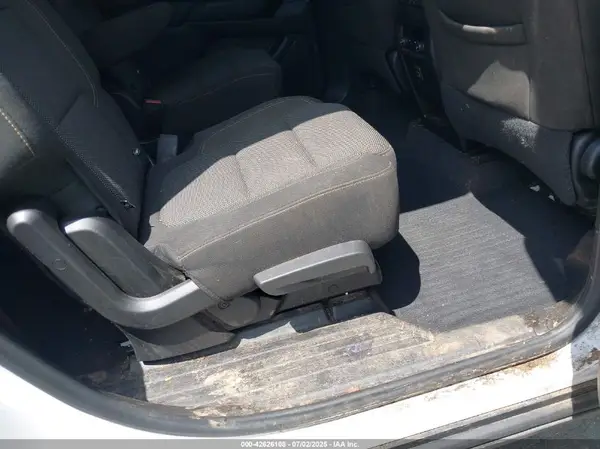 1GNEVGKW5KJ300705 2019 CHEVROLET TRAVERSE - Image 8