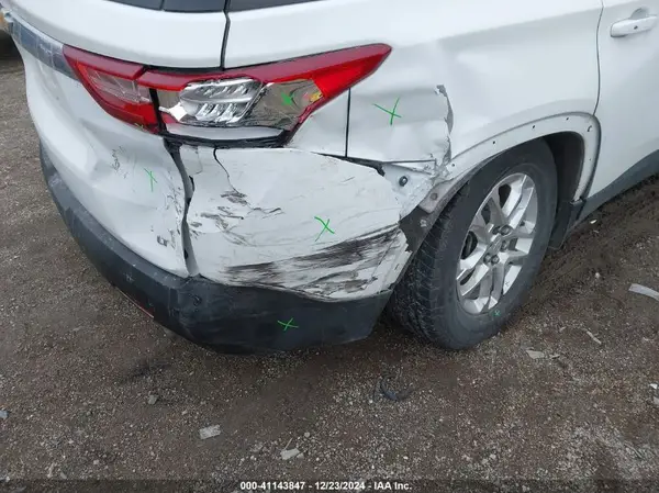 2020 CHEVROLET TRAVERSE auction photo 6