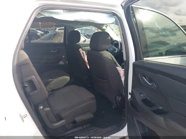 1GNEVGKW5MJ174204 2021 CHEVROLET TRAVERSE - Image 8