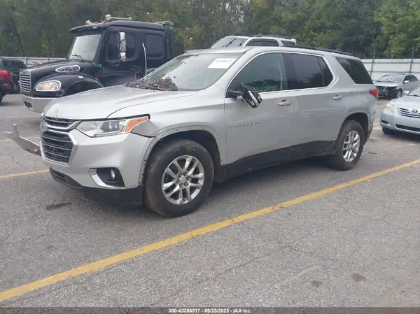 1GNEVGKW5MJ215267 2021 CHEVROLET TRAVERSE - Image 2