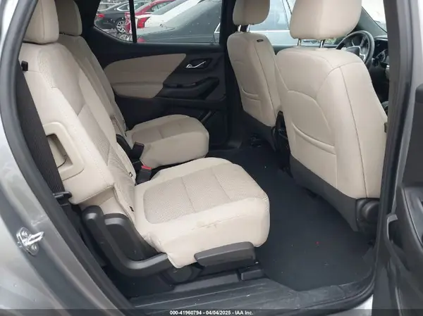 1GNEVGKW5PJ243297 2023 CHEVROLET TRAVERSE - Image 8