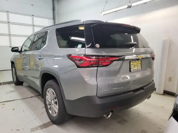 1GNEVGKW5PJ266885 2023 CHEVROLET TRAVERSE - Image 8