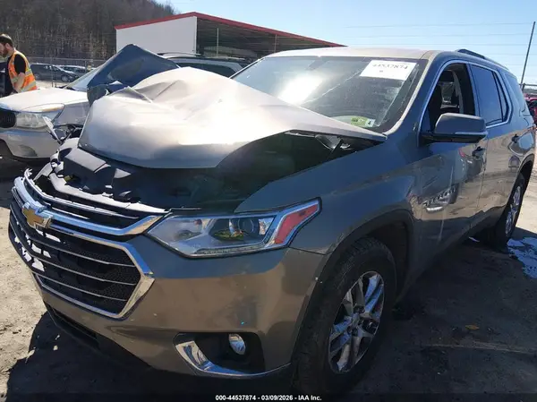 1GNEVGKW6JJ143538 2018 CHEVROLET TRAVERSE - Image 2