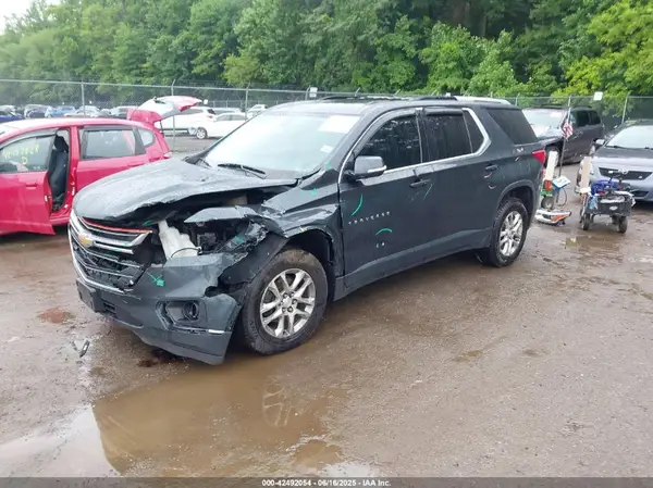 1GNEVGKW6JJ182906 2018 CHEVROLET TRAVERSE - Image 2